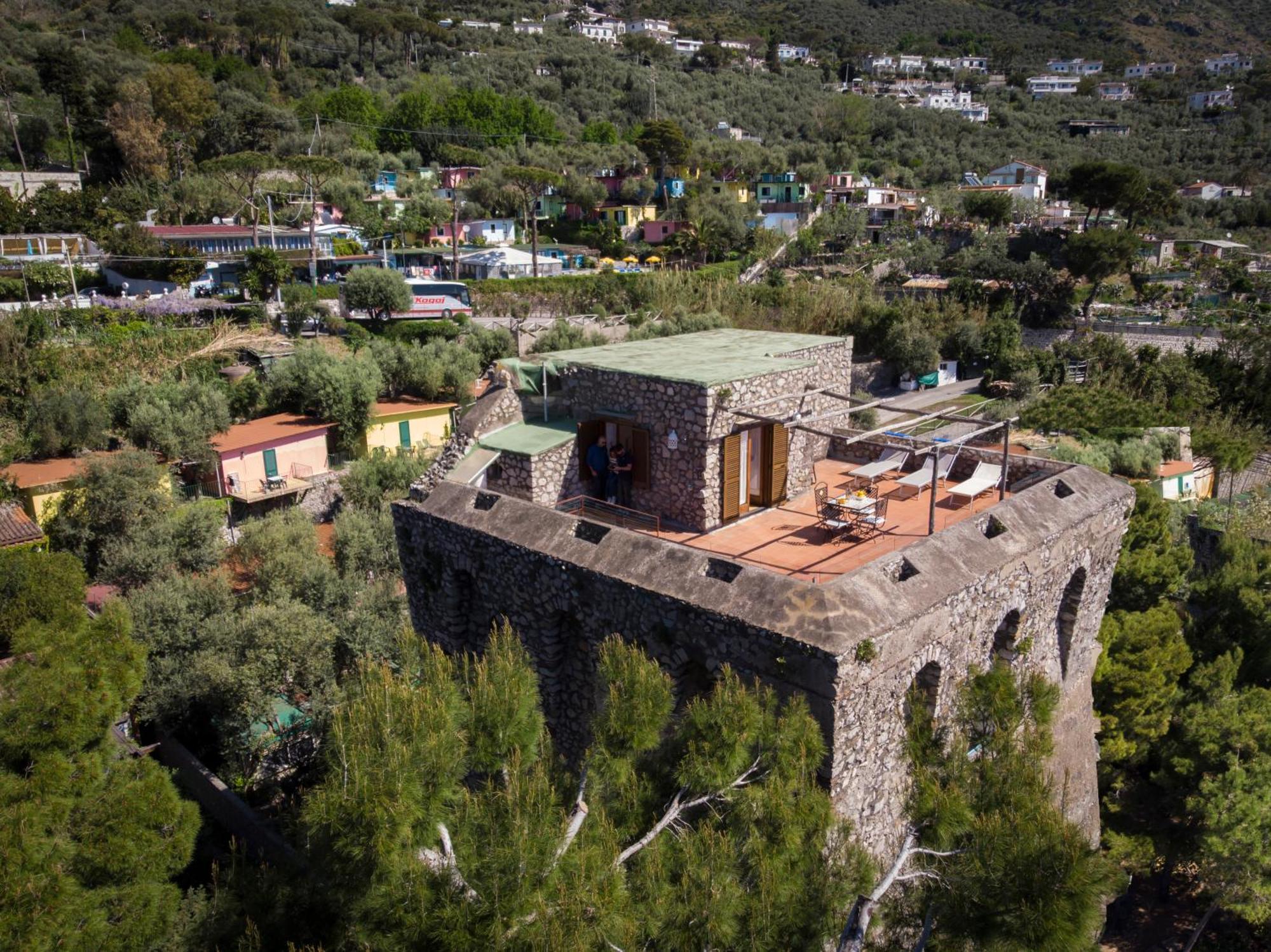 Camping Villaggio Nettuno Nerano Exterior photo